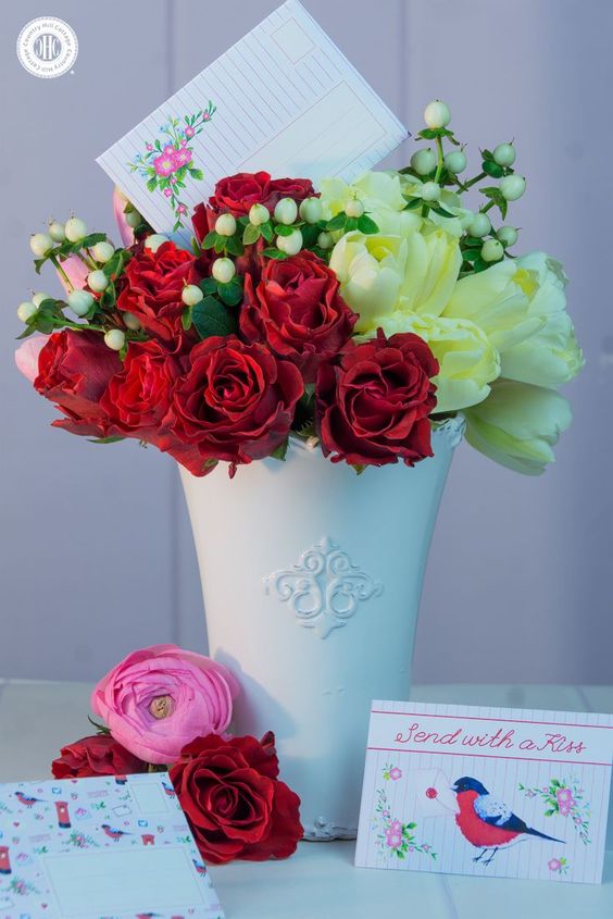 romantic hand tied rose bouquet