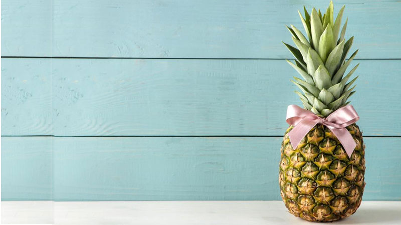 housewarming pineapple